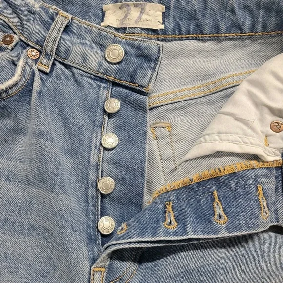 Free People We The Free Distressed Ripped Jeans Light Wash‎ Size 27 Boho - Picture 10 of 13